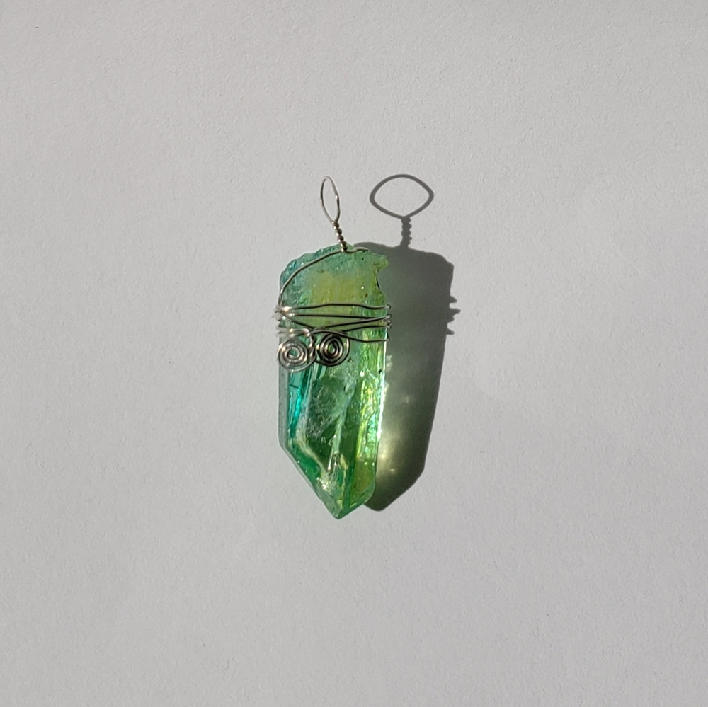 lot of 2 Quartz and Sea Glass pendants, NWOT, gems - Picture 4 of 14